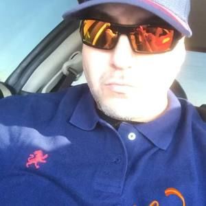 Meet your Posher, Marcos